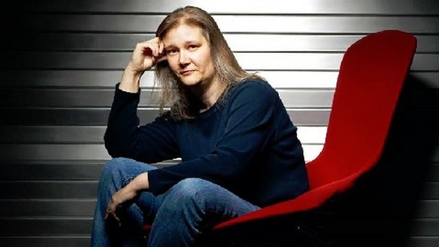 naughty dog amy hennig 9174c